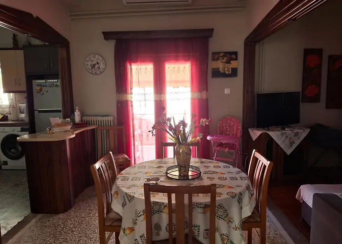 Friendly House