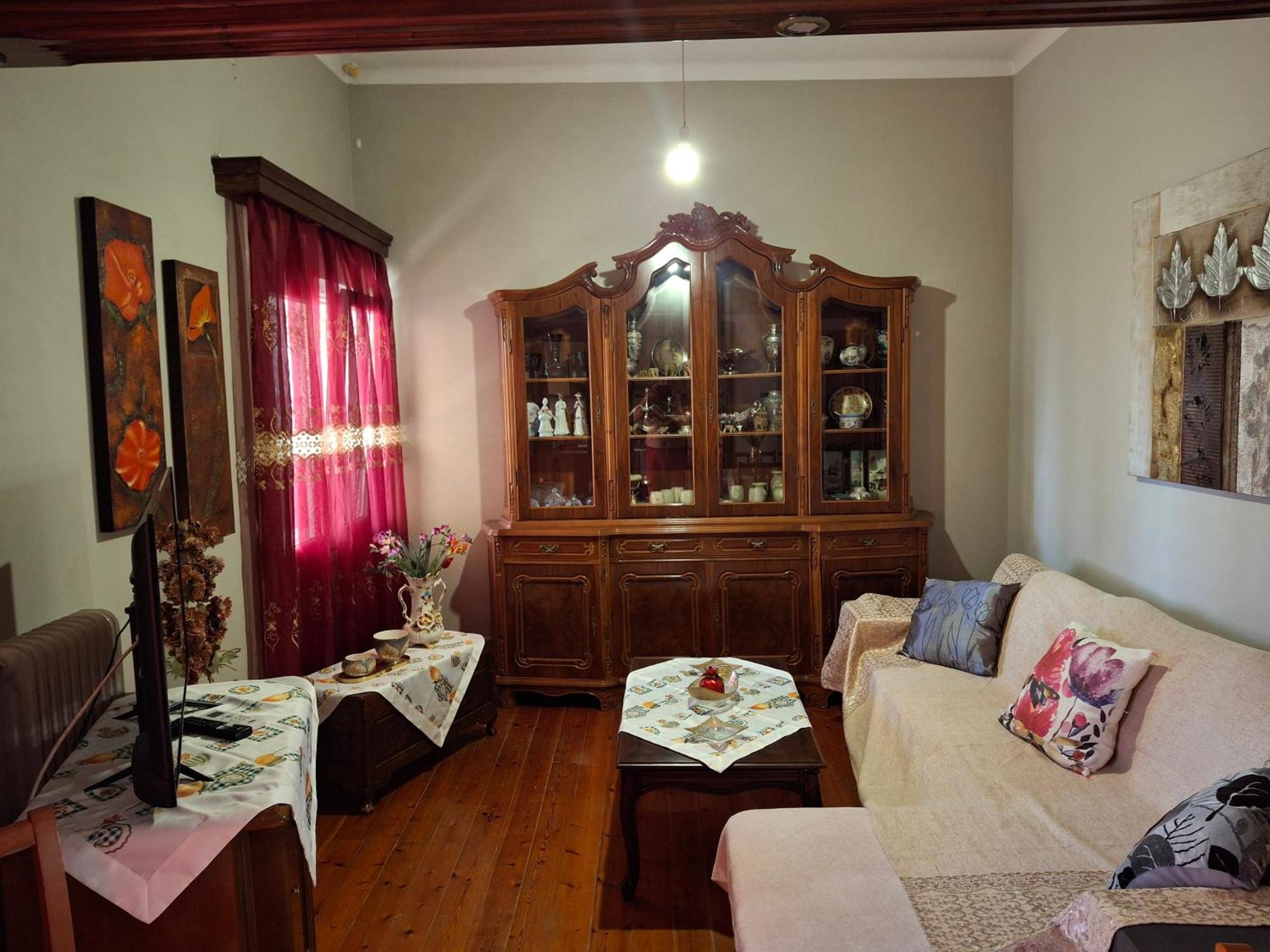 Apartment Friendly House Chios Town