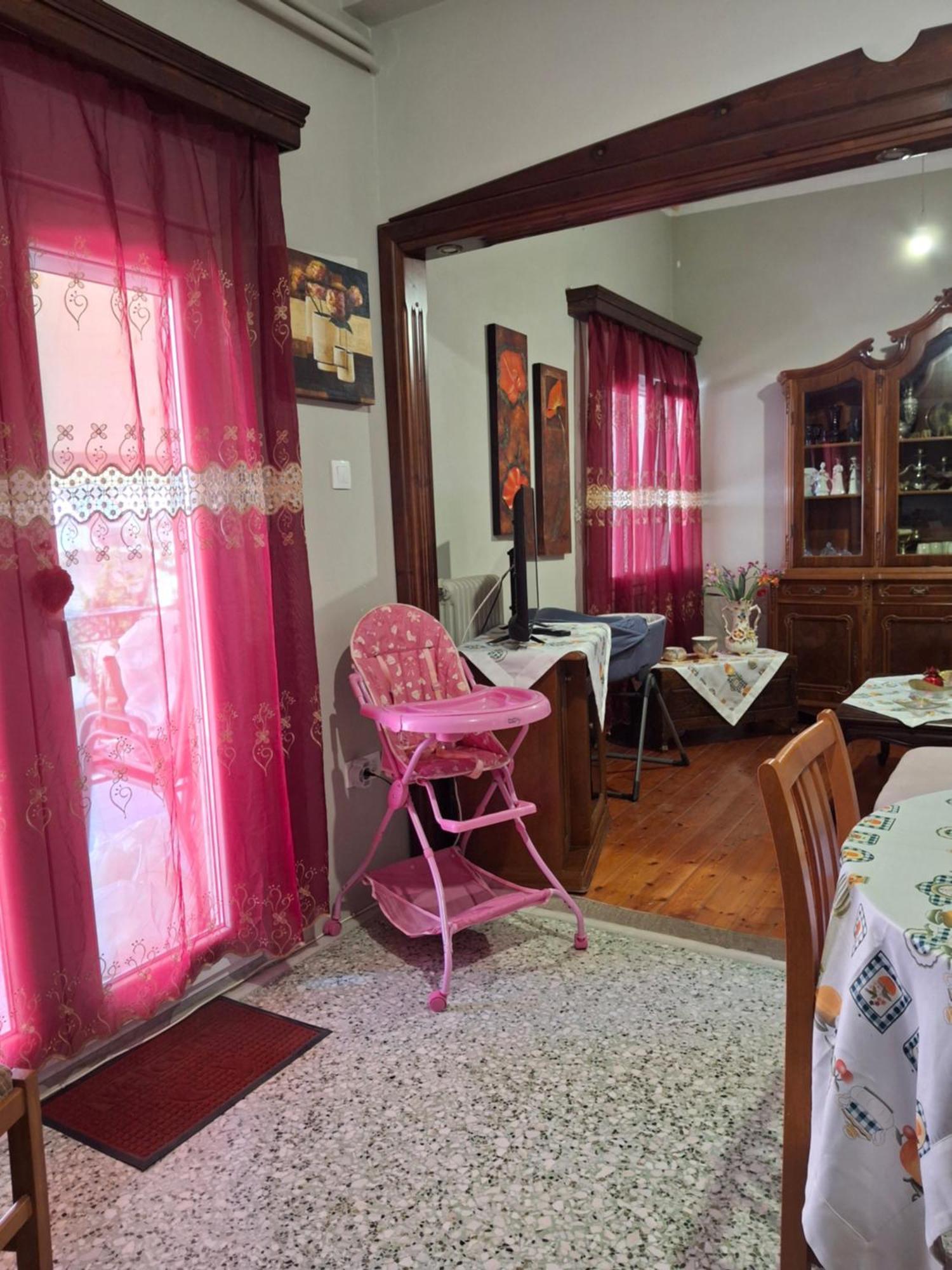Apartment Friendly House Chios Town