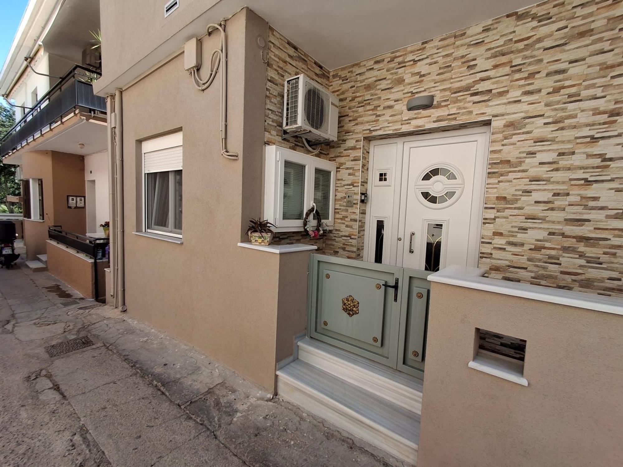Apartment Friendly House